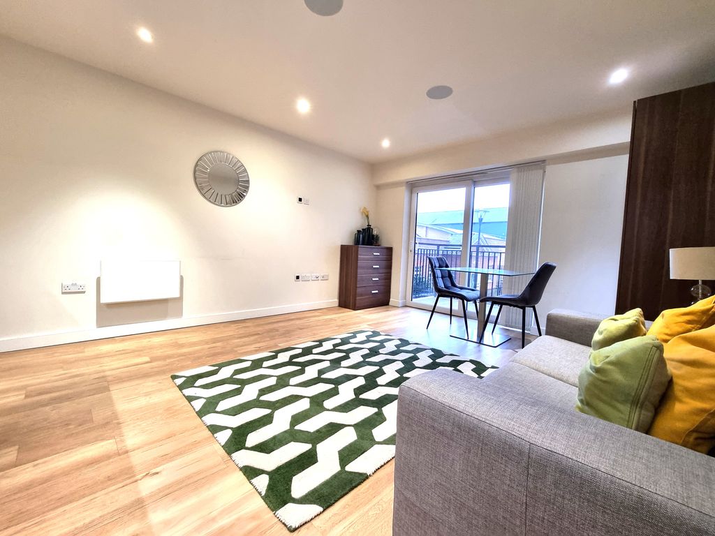 Property photo 1 of 12