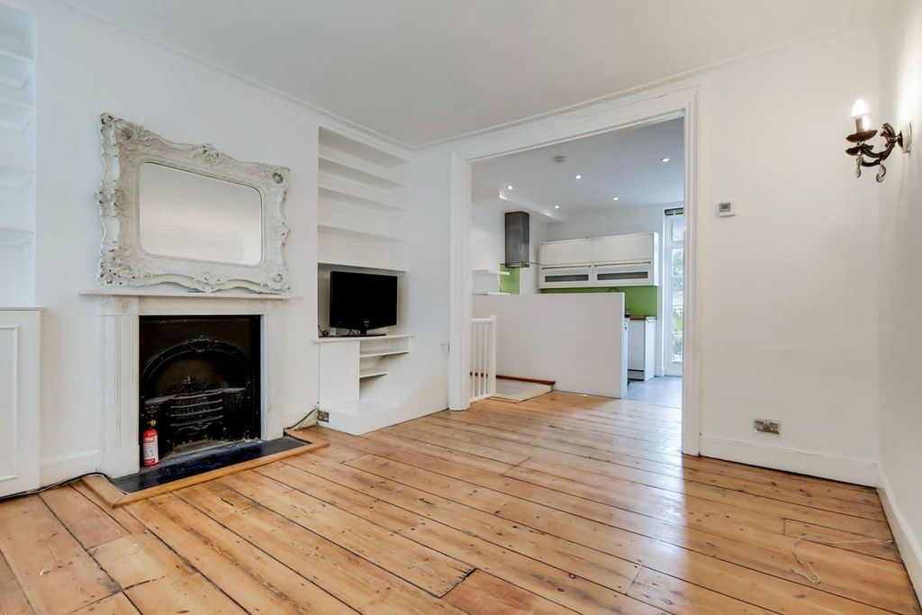 Property photo 1 of 9