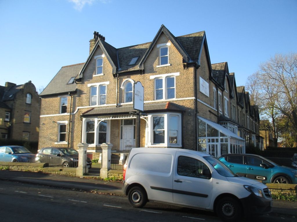 Property photo 2 of 3