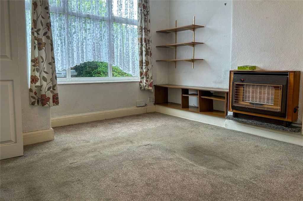 Property photo 3 of 20 Picture No. 34