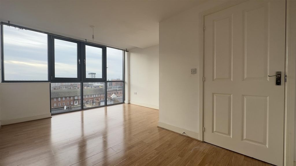 Property photo 3 of 13 Img_5637.Jpg