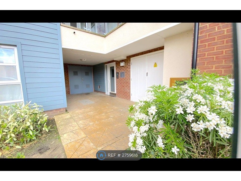 Property photo 2 of 11
