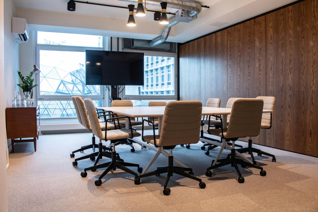 Property photo 2 of 11 Photo 2