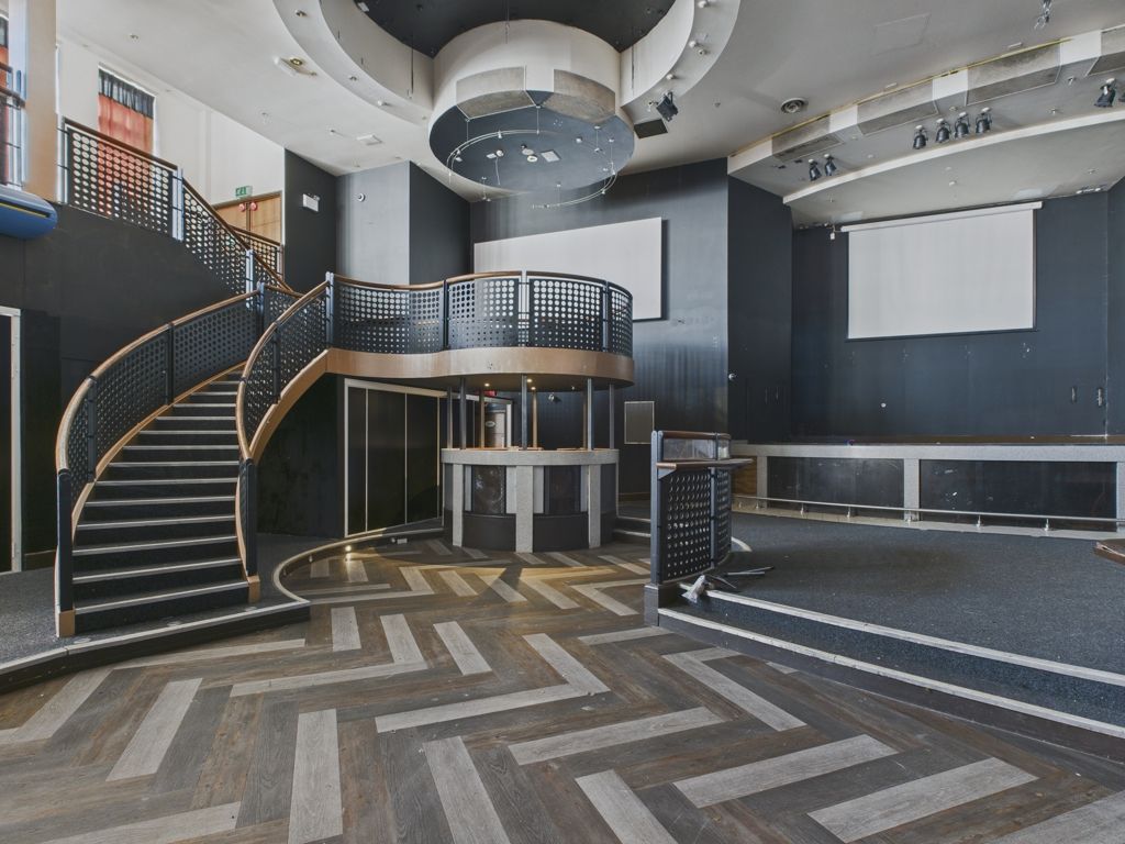 Property photo 3 of 9 Photo 2