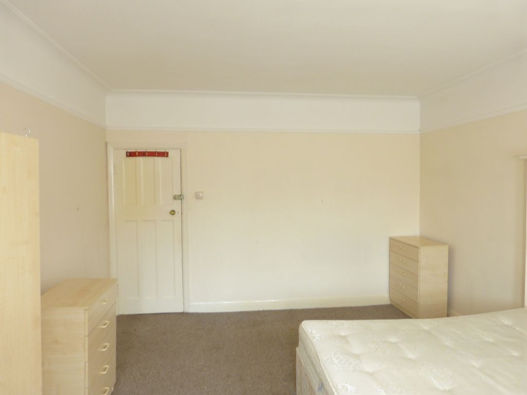 Property photo 2 of 8 Gallery