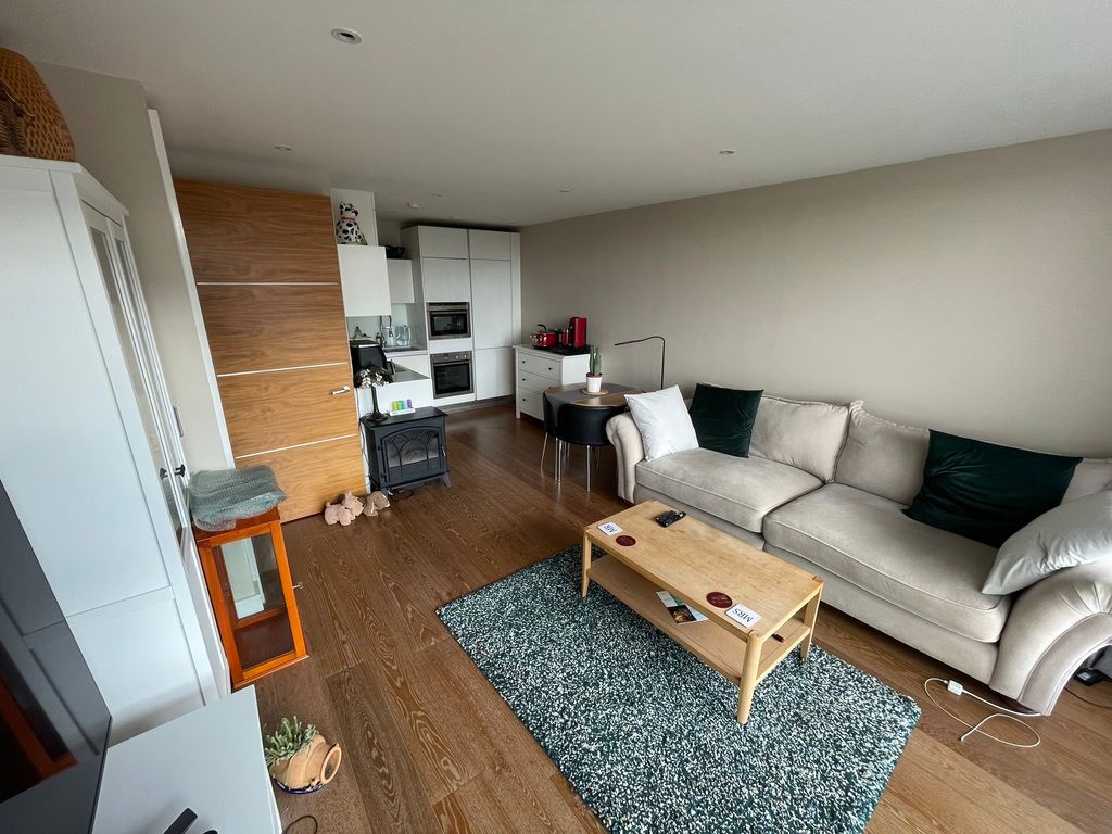 Property photo 3 of 13