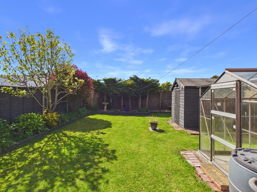 Property photo 3 of 21 4937186