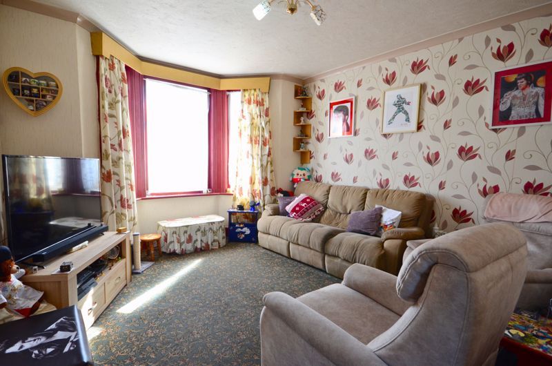 Property photo 3 of 16 Photo 6