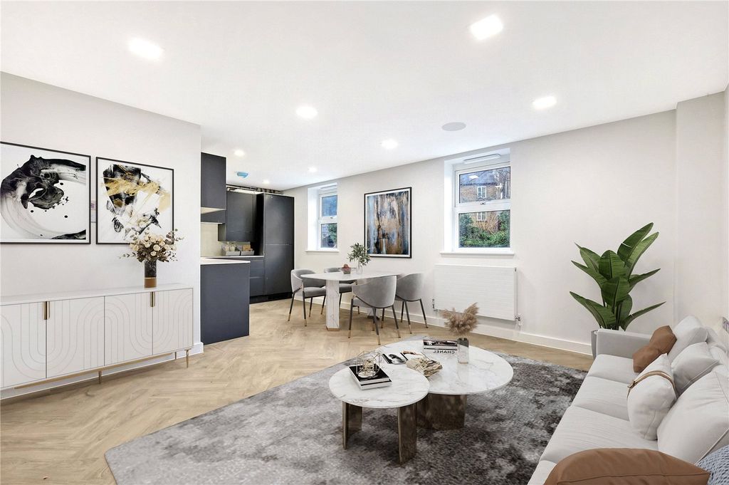 Property photo 2 of 8 Picture No. 10