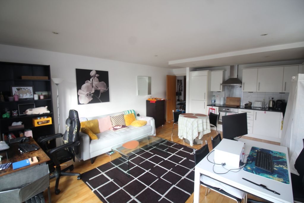 Property photo 3 of 6 Img_7985.Jpg