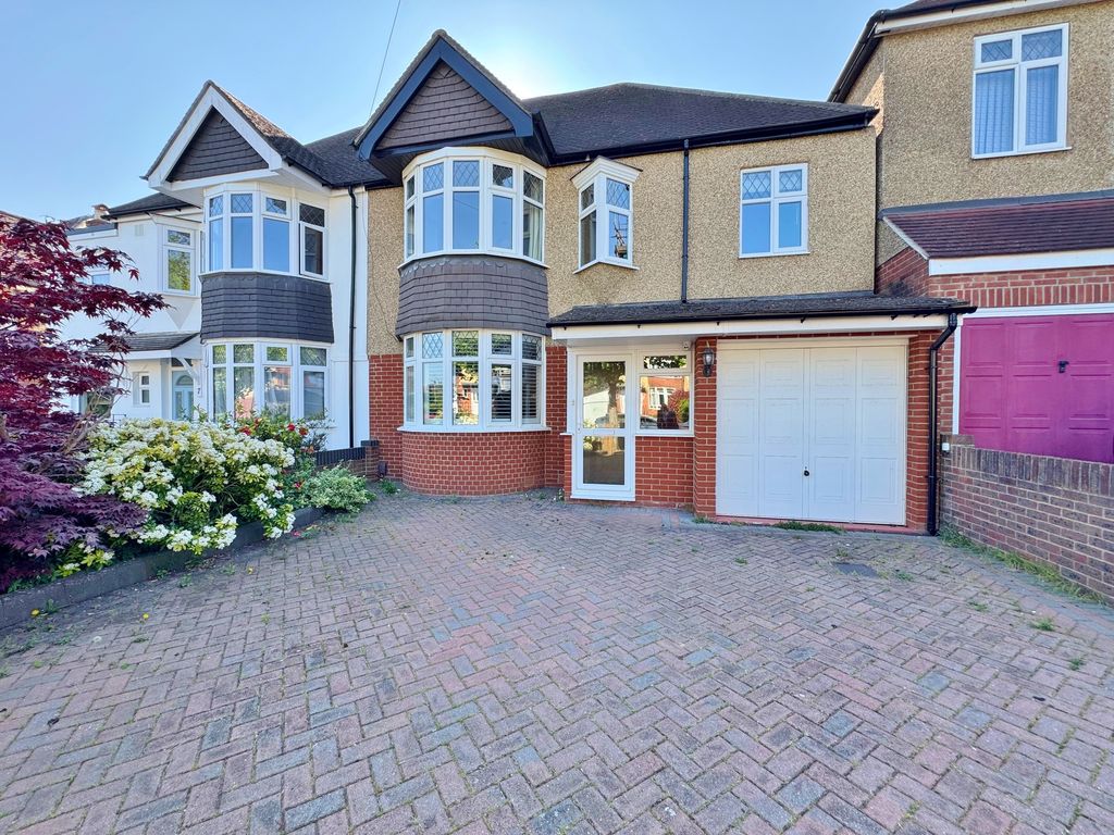 Property photo 1 of 24
