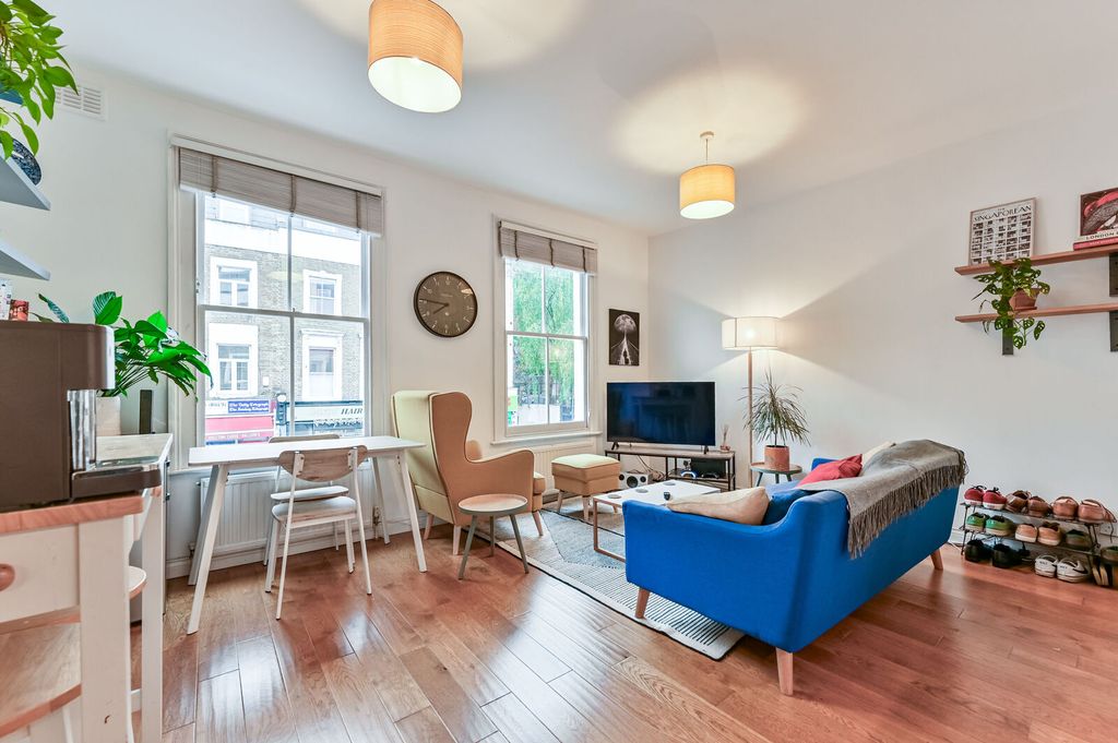 Property photo 1 of 6