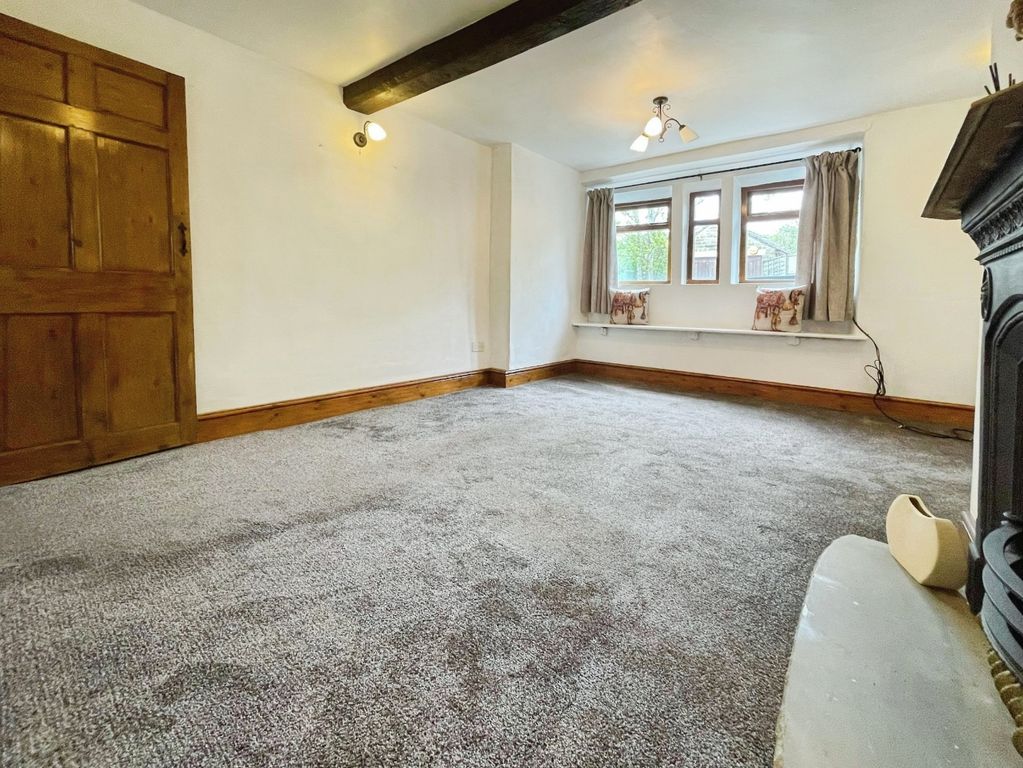 Property photo 2 of 19 Living Room