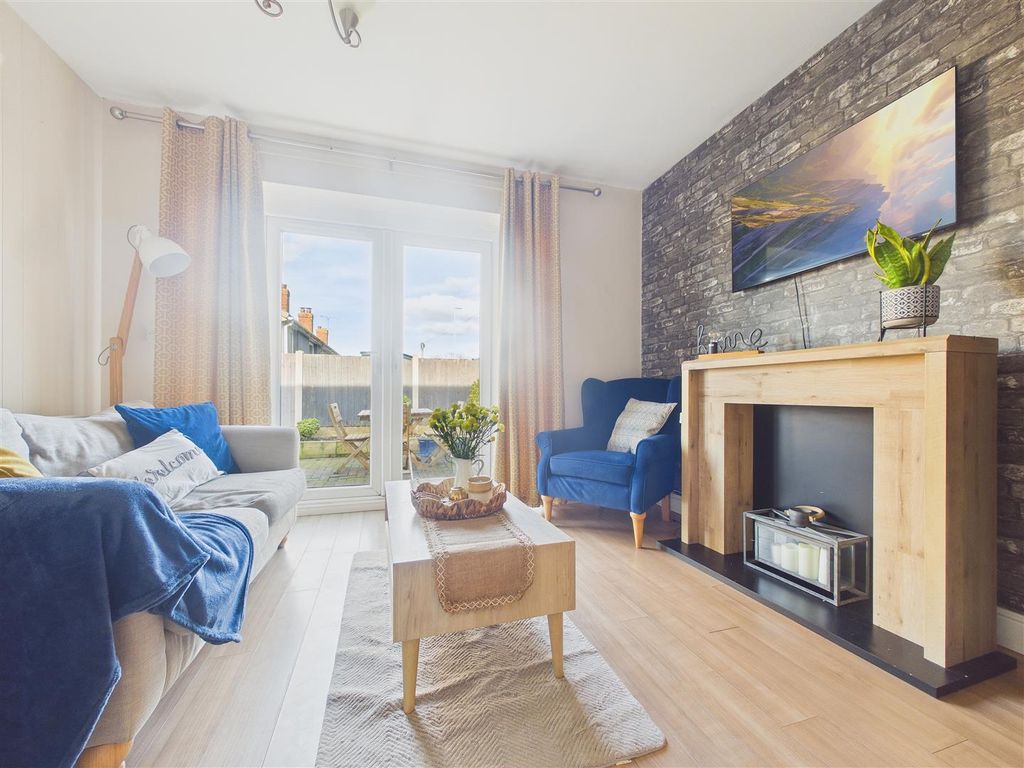 Property photo 2 of 16 Cam01407G0-Pr0102-Still001.Jpg