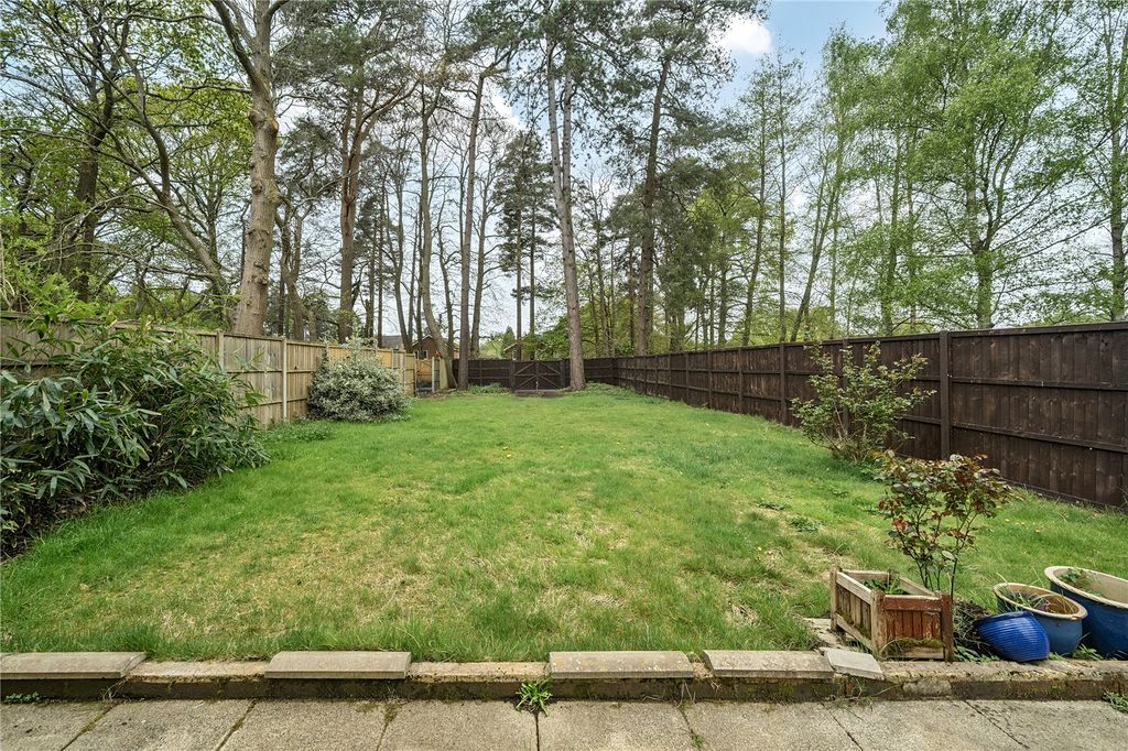 Property photo 2 of 11 Picture No. 13