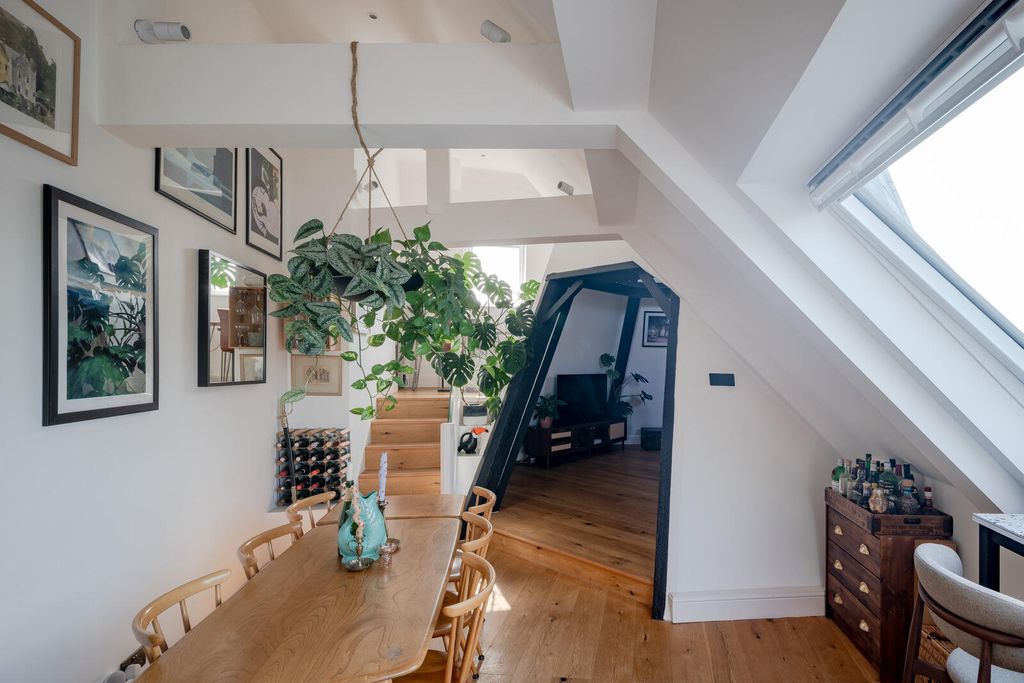 Property photo 1 of 24 19582303_N7_Webres.Jpg