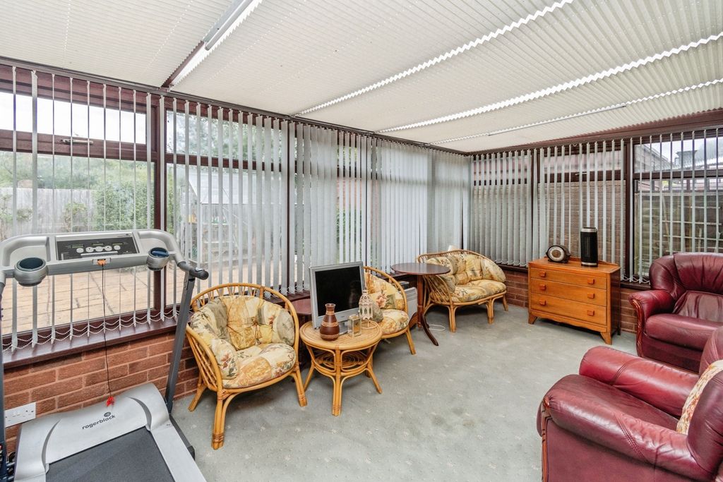 Property photo 3 of 18 Pbox-Img.Jpg