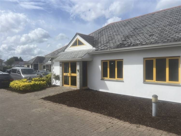 Property photo 2 of 11