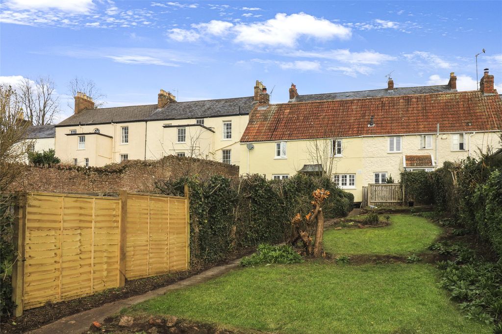 Property photo 2 of 13 2 - Picture No. 14