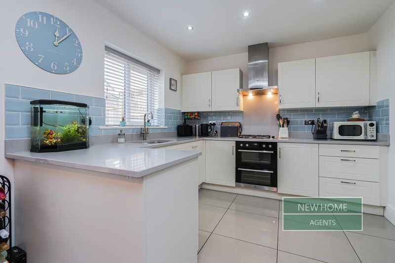 Property photo 2 of 43 Photo 7