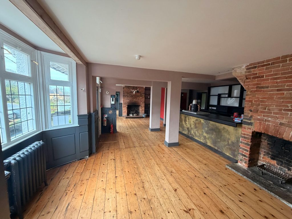 Property photo 3 of 8 Img_3188.Jpeg