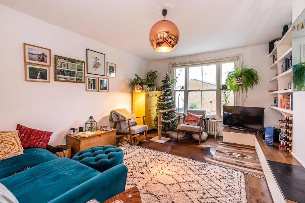 Property photo 2 of 6 Reception