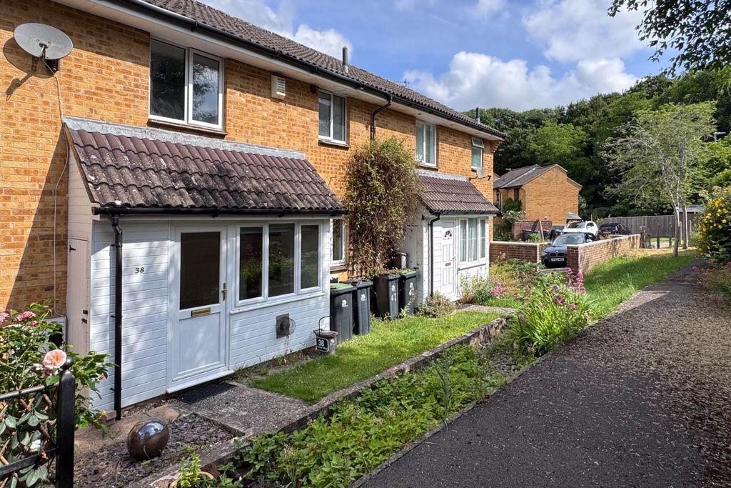 Property photo 1 of 11