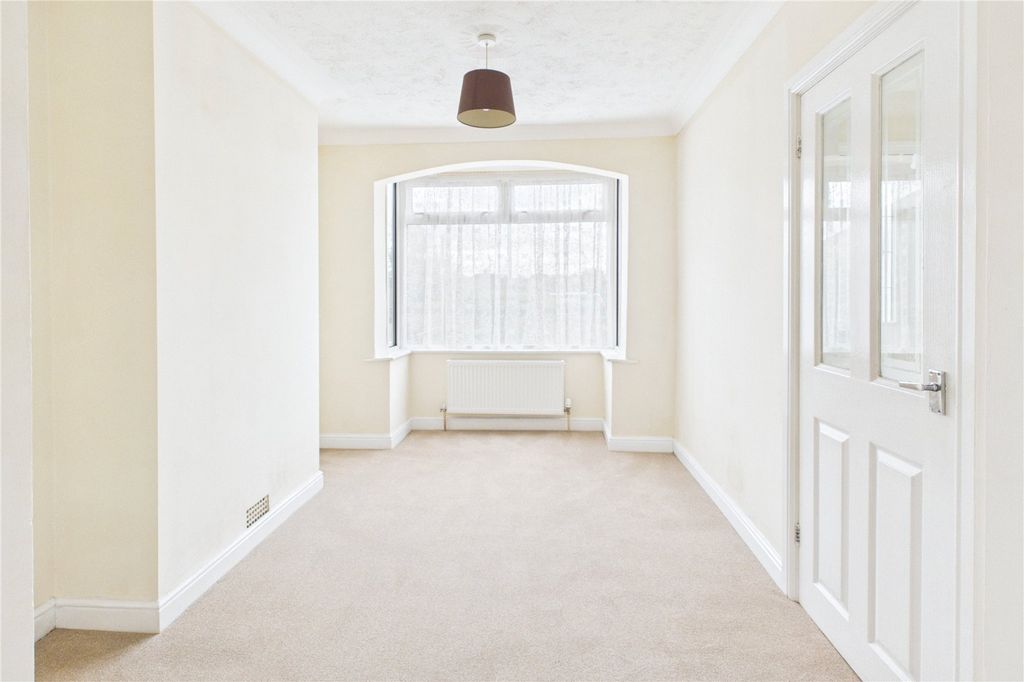 Property photo 2 of 11 Picture No. 19