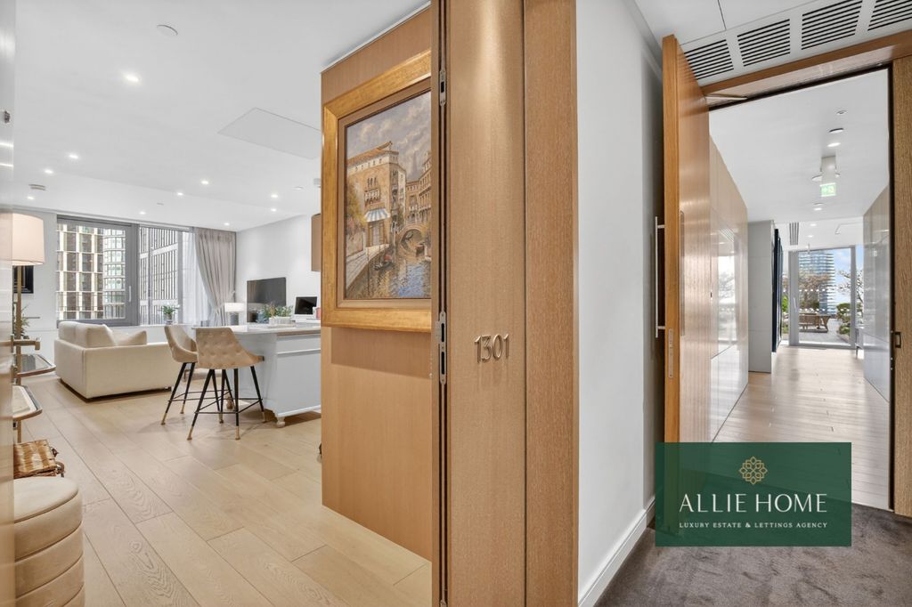 Property photo 2 of 28