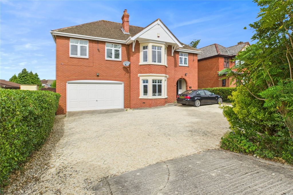 Property photo 1 of 31 Picture No. 25