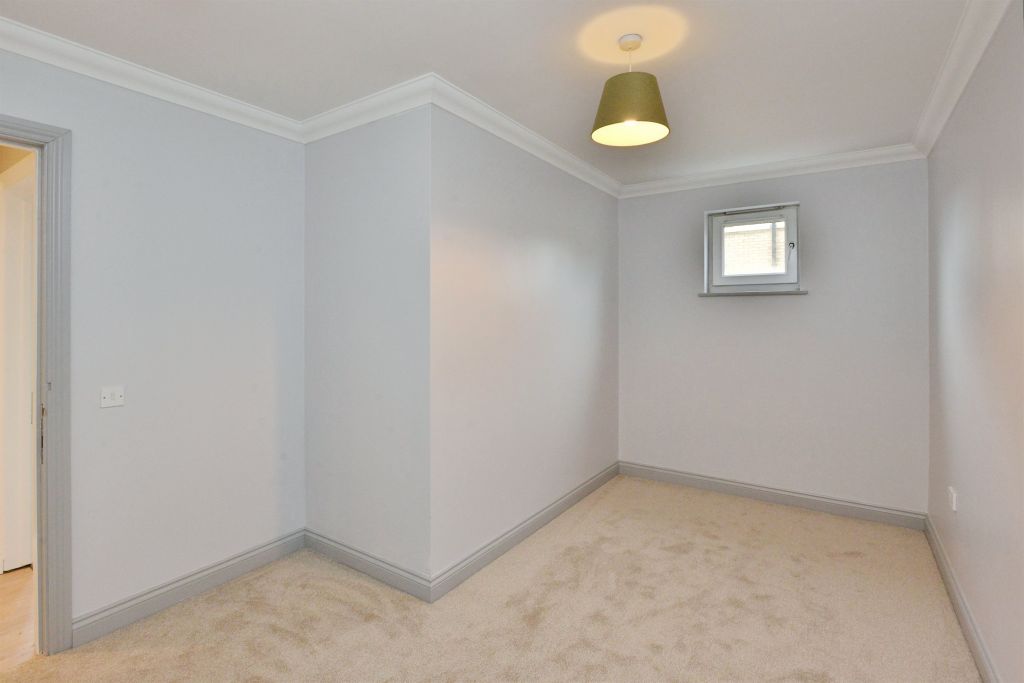 Additional image 15 of 4 bed flat for saleNorth Row, Milton Keynes MK9