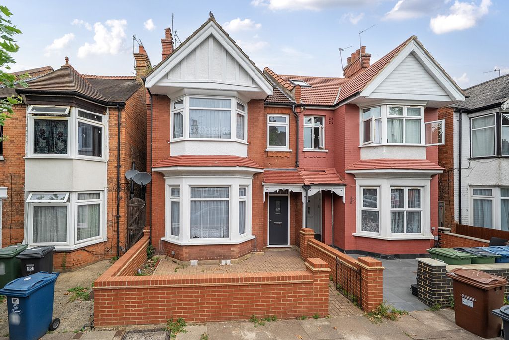 Property photo 1 of 22 1327877-1-6888d8A...
