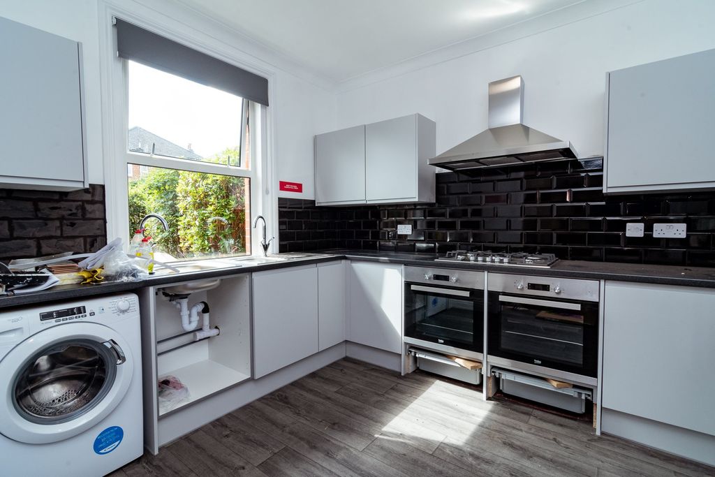 Property photo 2 of 20 Dsc_5052