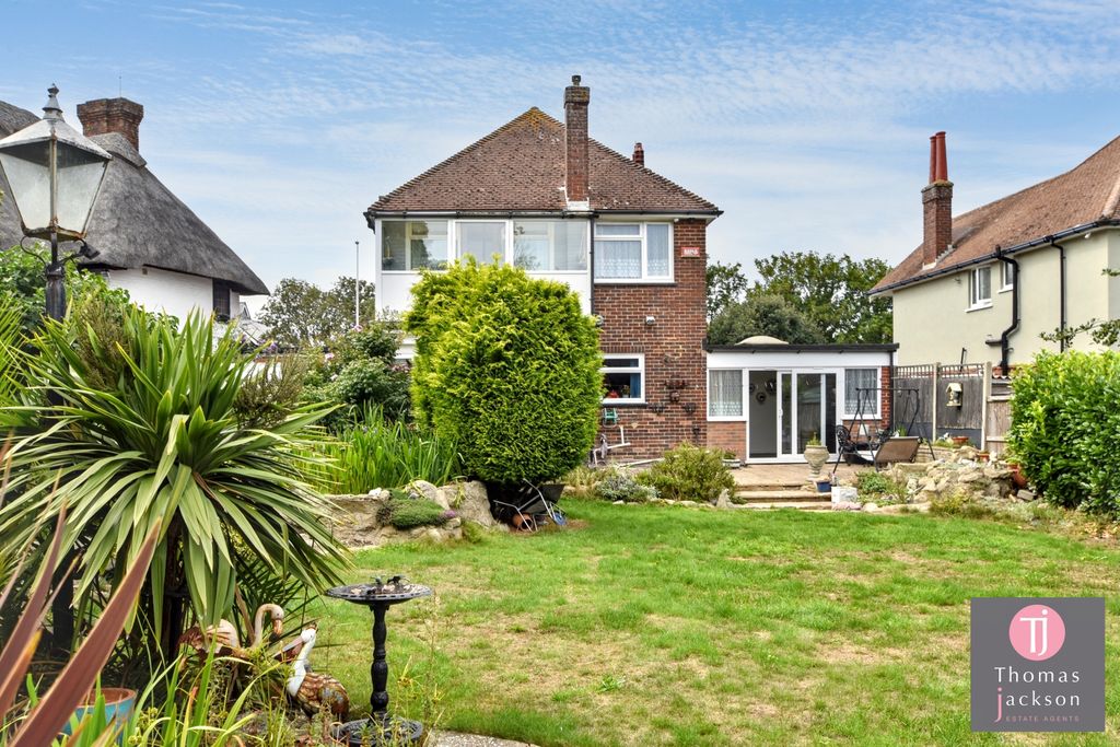 Property photo 2 of 22