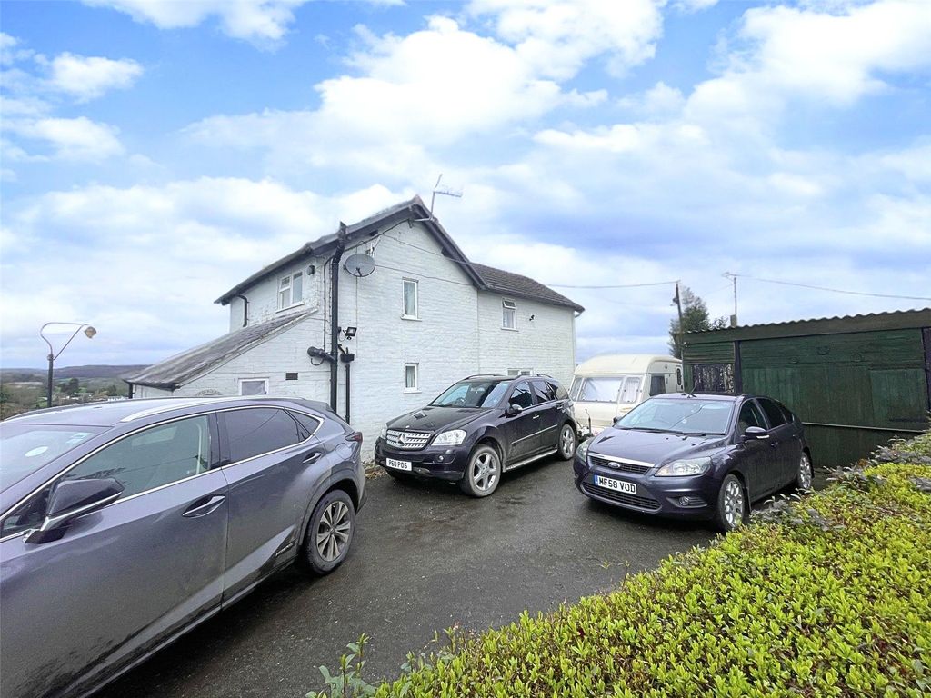 Property photo 3 of 7 Picture No. 04