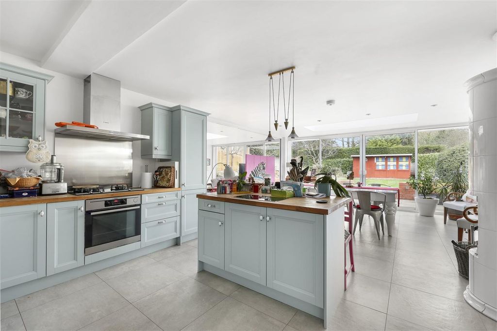 Property photo 3 of 36 4D4A4900.Jpg