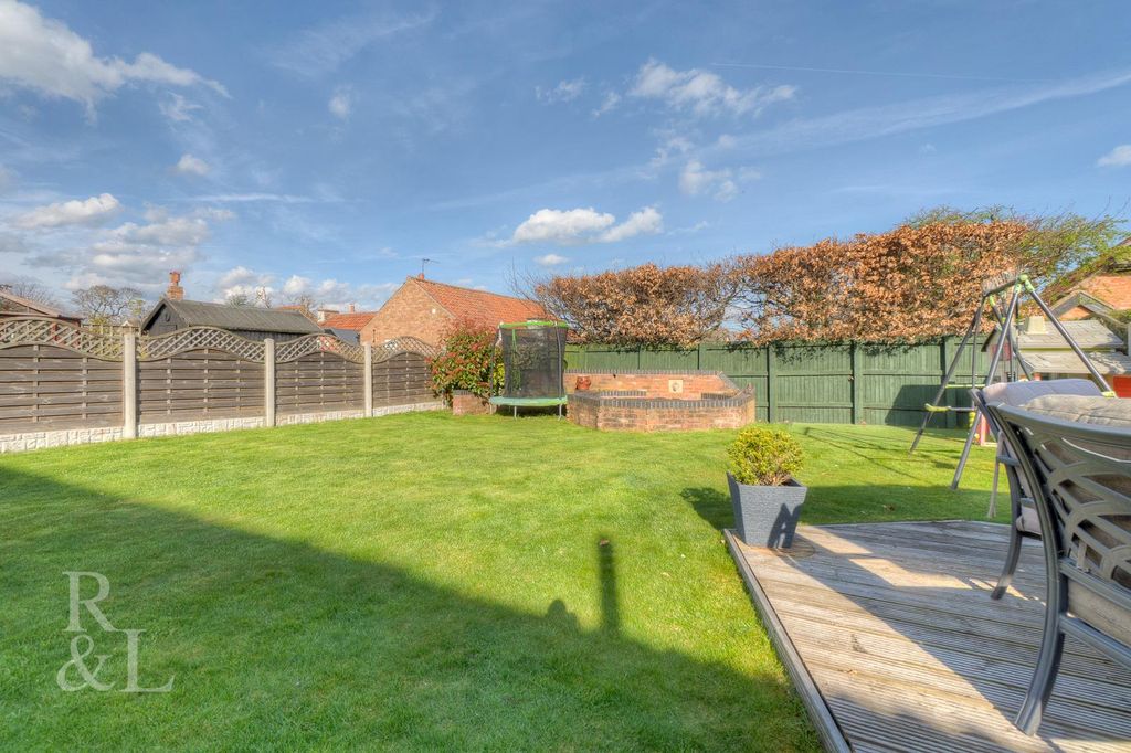 Property photo 3 of 25 Batched  (33).Jpg