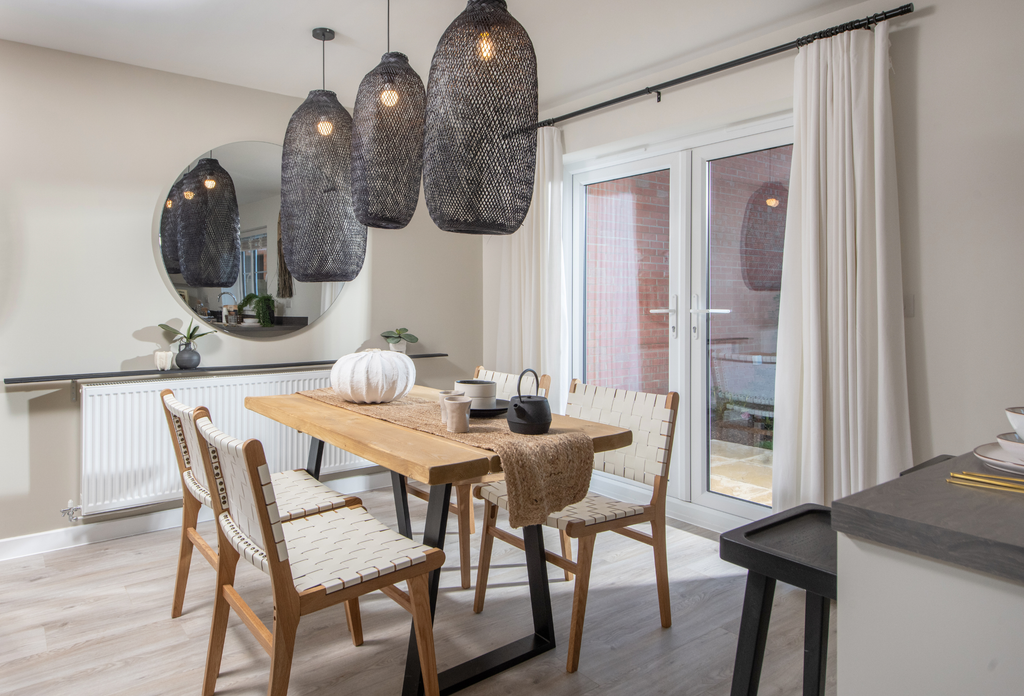 Property photo 3 of 10 Oakham-Dining