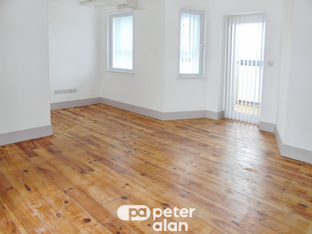 Property photo 3 of 12 Image