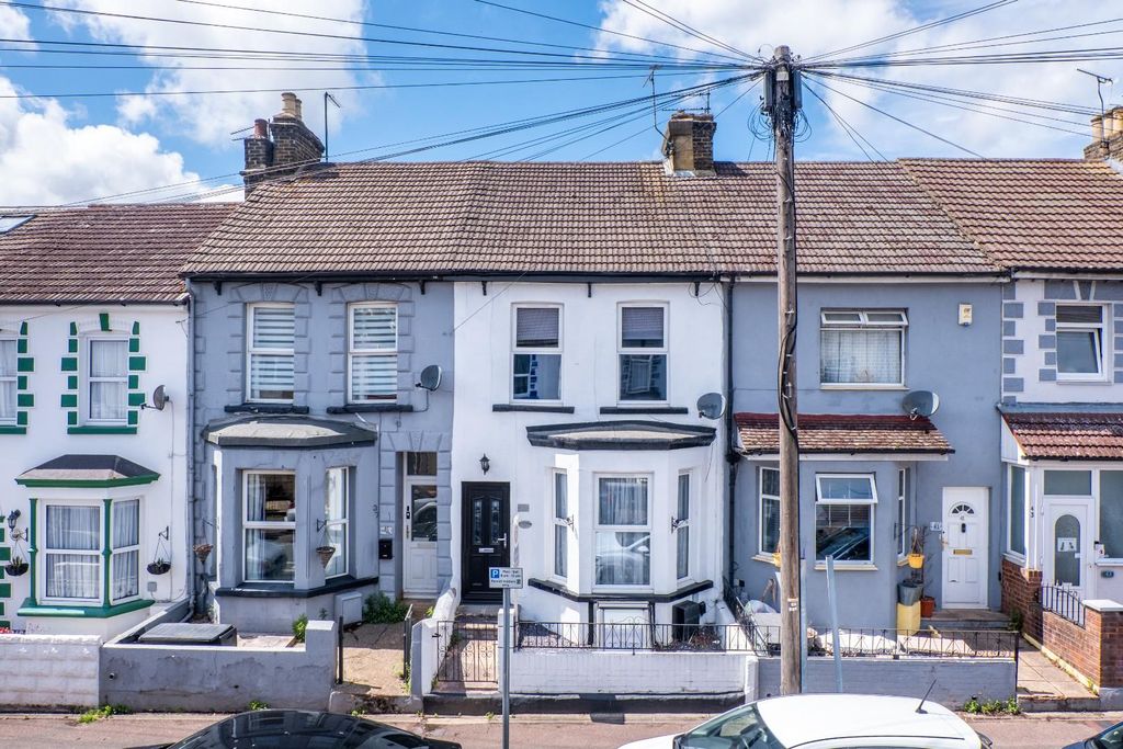 Property photo 1 of 23 39Kingswoodroad-01.Jpg