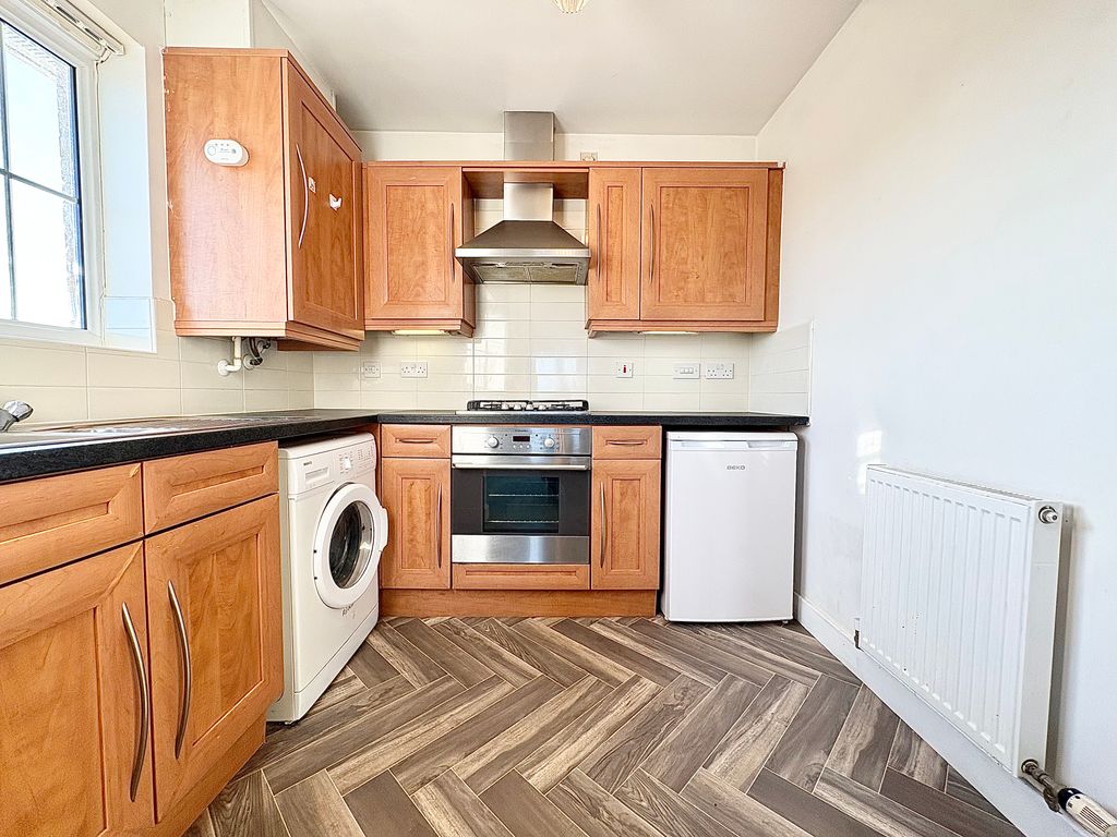 Property photo 2 of 13 Kitchen