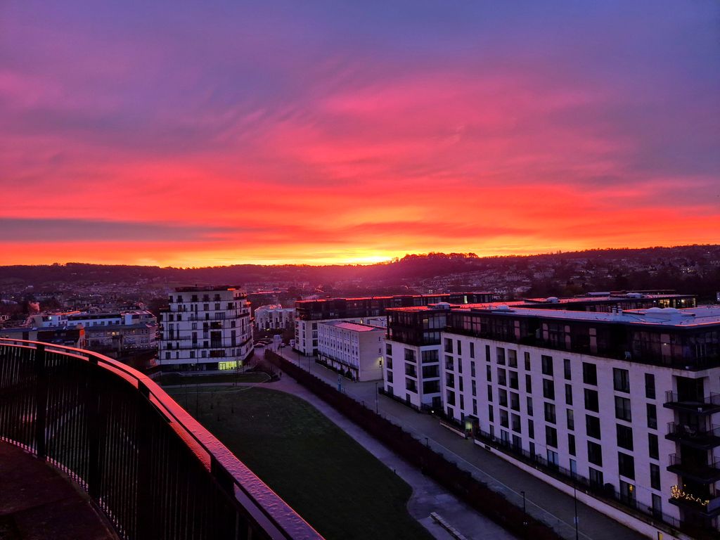 Property photo 2 of 14 Sunrise