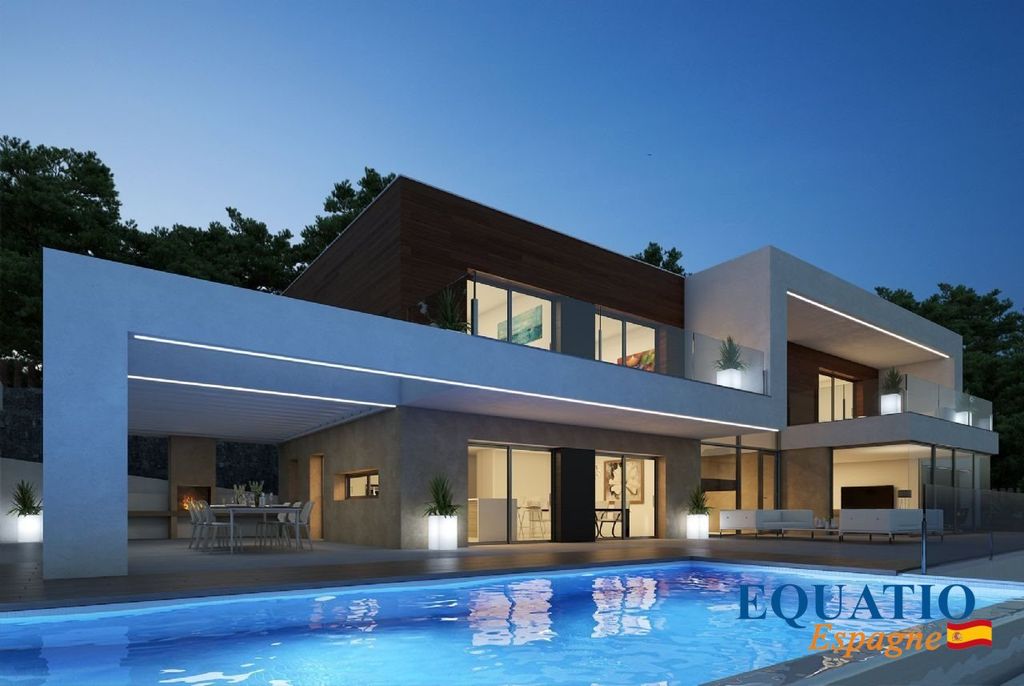 Property photo 1 of 5 Spain - Calpe Villa With Pool And Sea View
