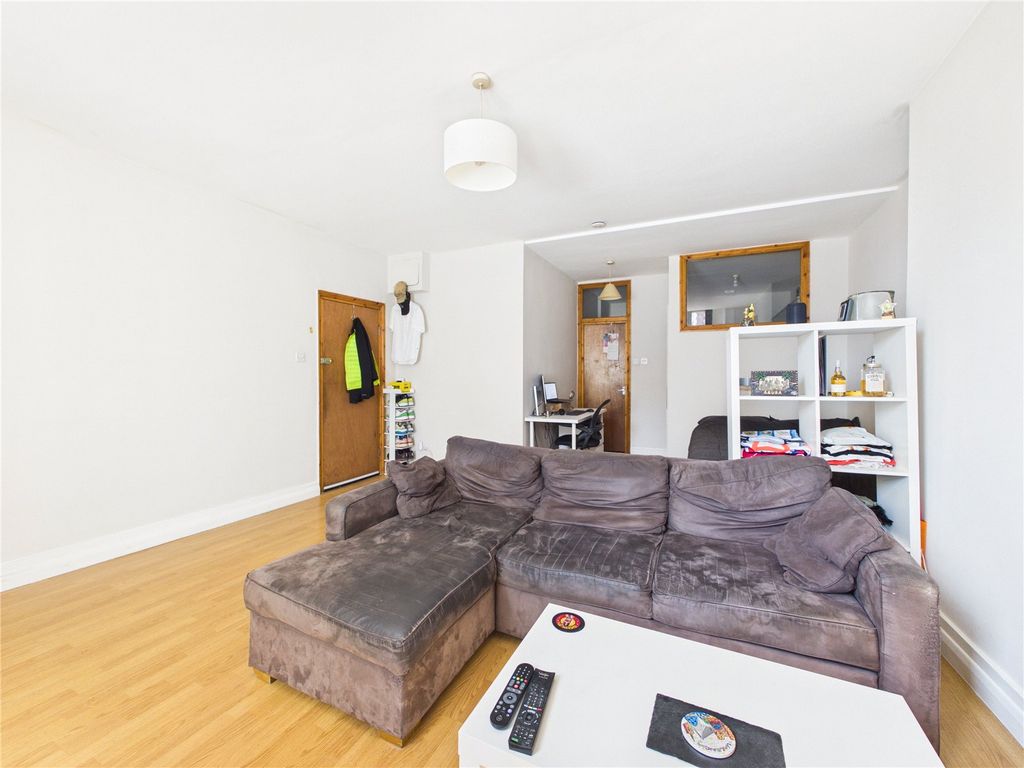 Property photo 3 of 10 Picture No. 10