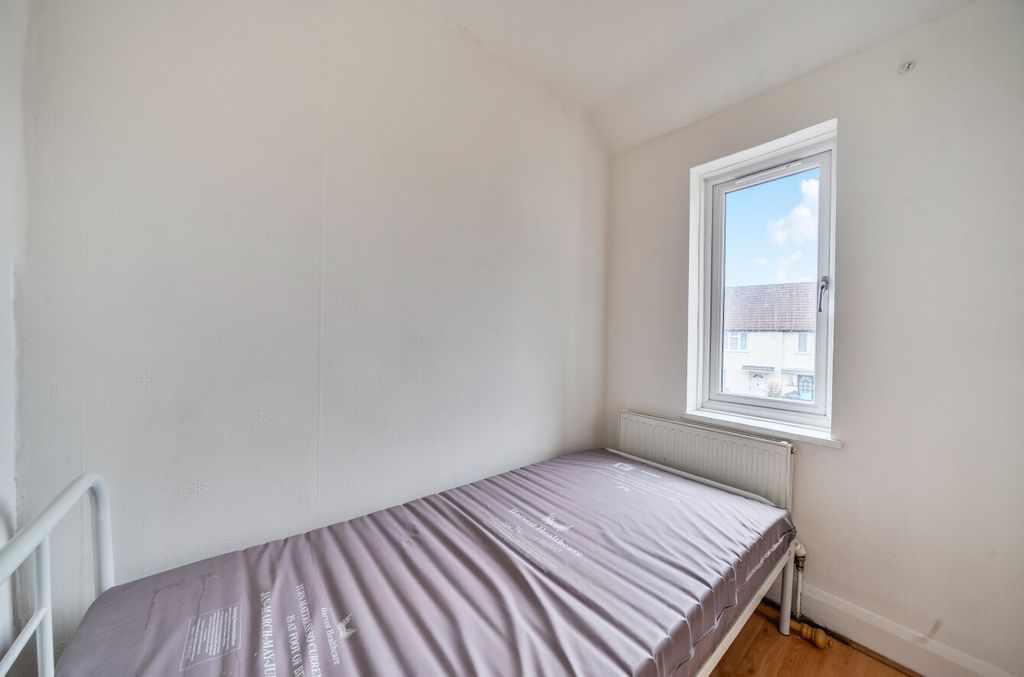 Property photo 2 of 18 1481607-4-6A34119...