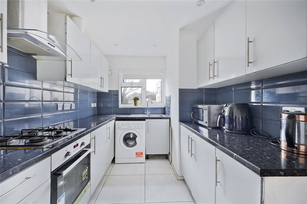 Property photo 2 of 11 Picture No. 06