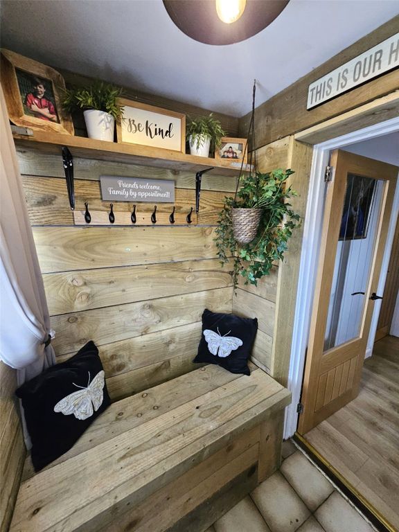 Property photo 2 of 21 Picture No. 45