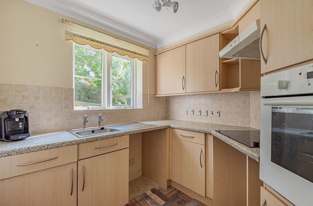 Property photo 3 of 13 Kitchen