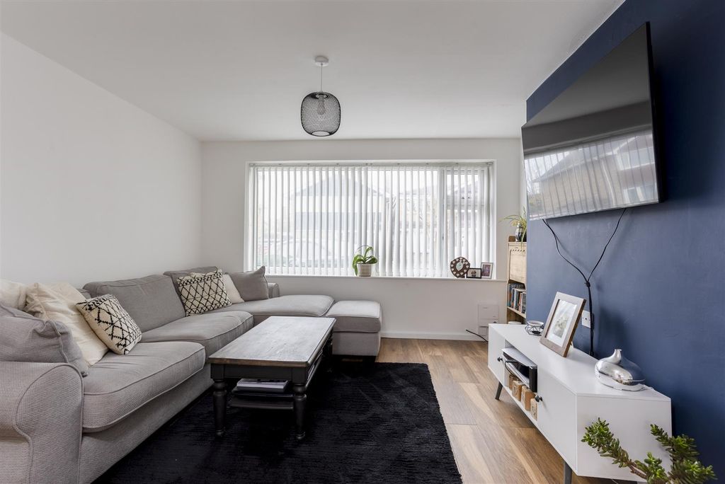 Property photo 2 of 26 109_Tedder_Road__1.Jpg