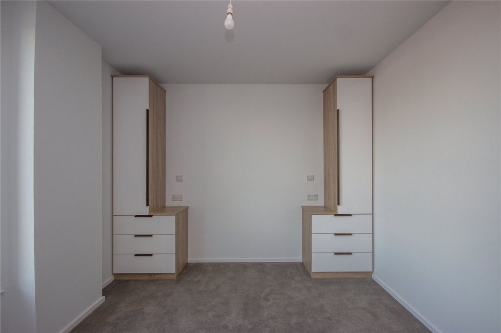 Property photo 3 of 12 Picture No. 12